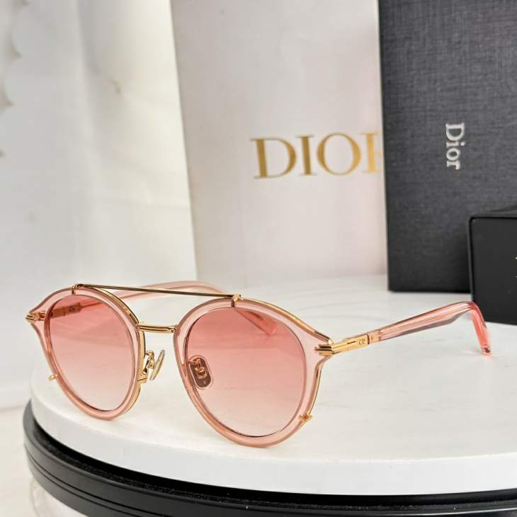 Picture of Dior Sunglasses _SKUfw77644401fw